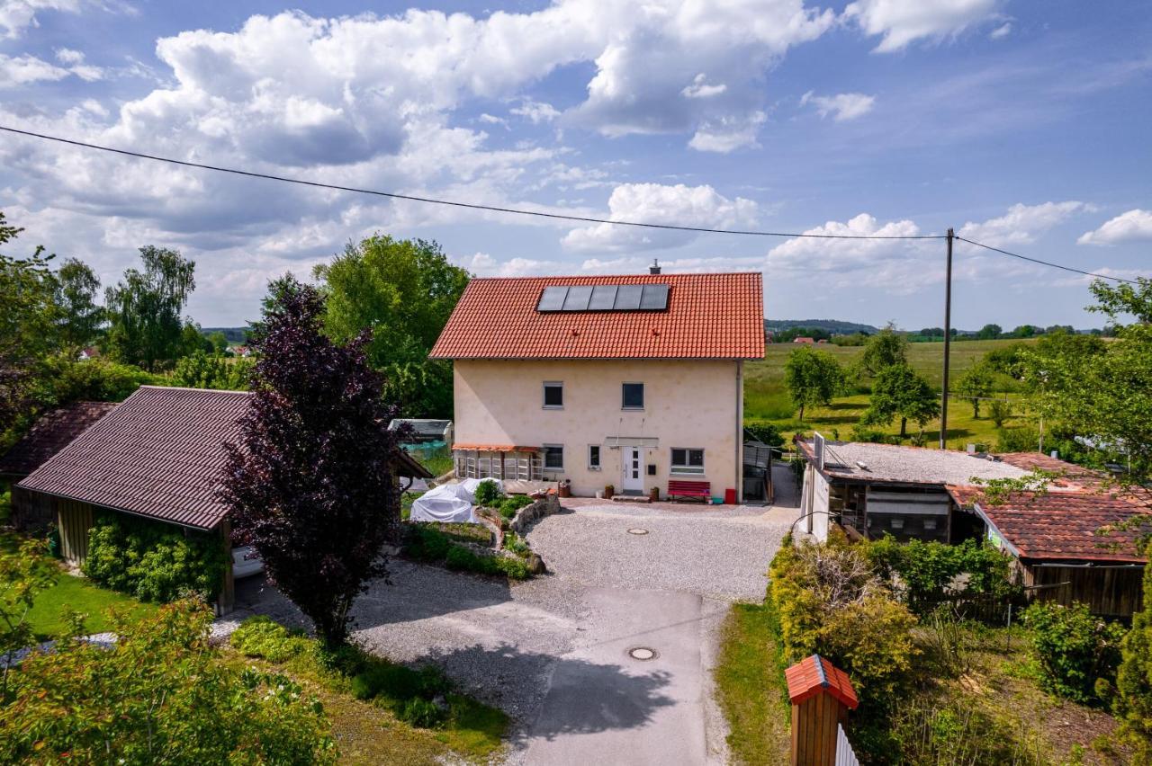 Ferienwohnung Ruhe auf dem Land 2 - Anni Aulendorf Exterior foto