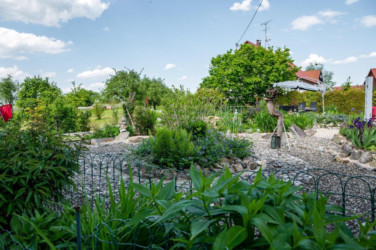 Ferienwohnung Ruhe auf dem Land 2 - Anni Aulendorf Exterior foto